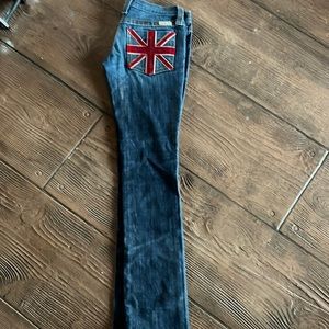 Frankie b jeans no size tag. Size 8 Iam guessing